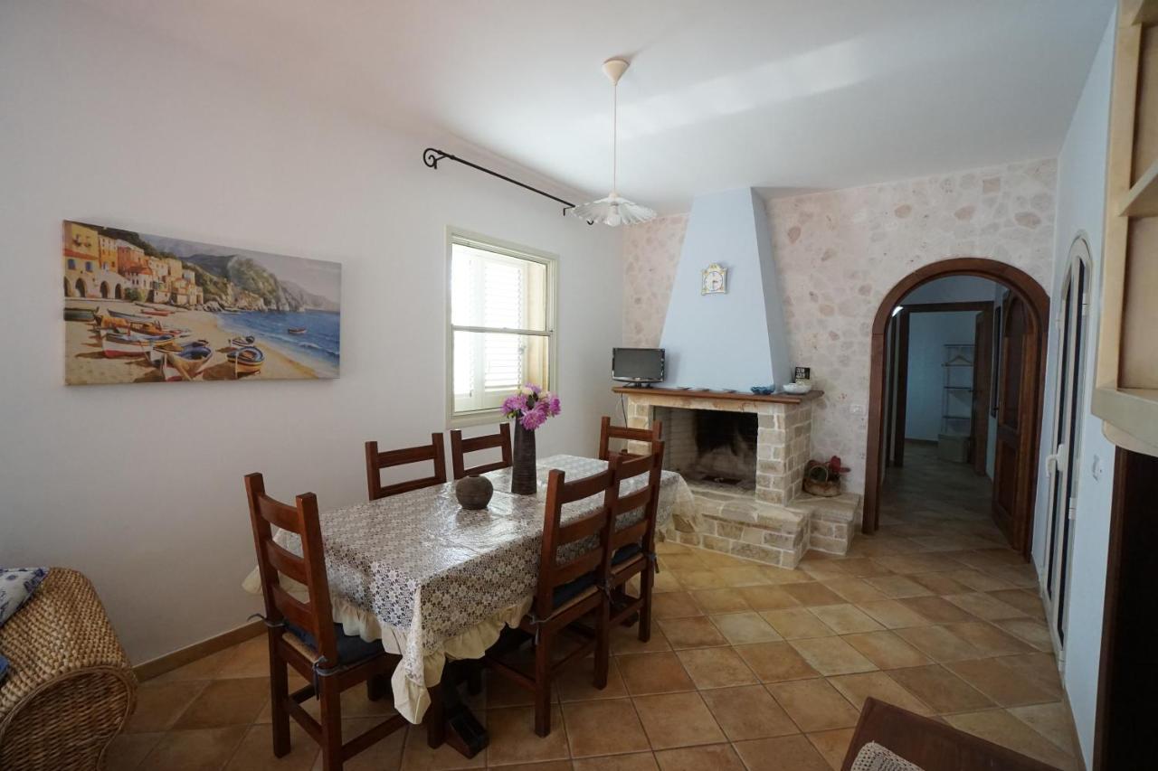 Casa Paola- By The Beach-1,5 Km From Порто-Чезарео Екстер'єр фото