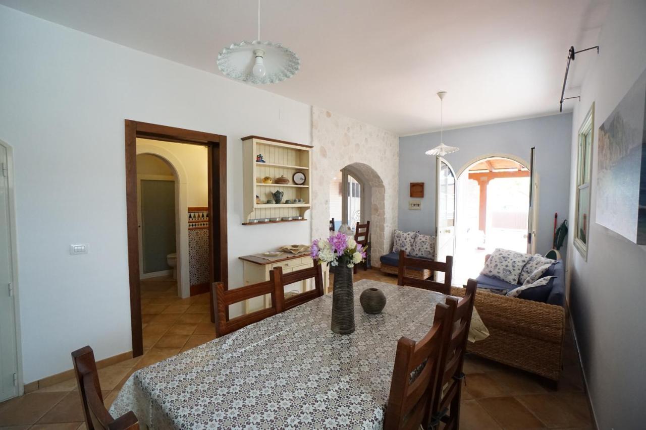 Casa Paola- By The Beach-1,5 Km From Порто-Чезарео Екстер'єр фото